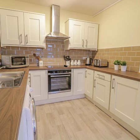 Beside The Sea - In Town Apartment Llandudno Luaran gambar