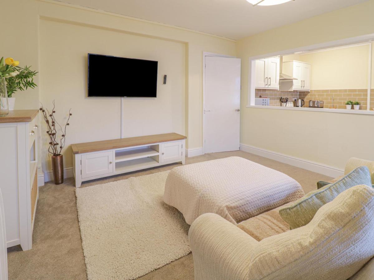 Beside The Sea - In Town Apartment Llandudno Luaran gambar